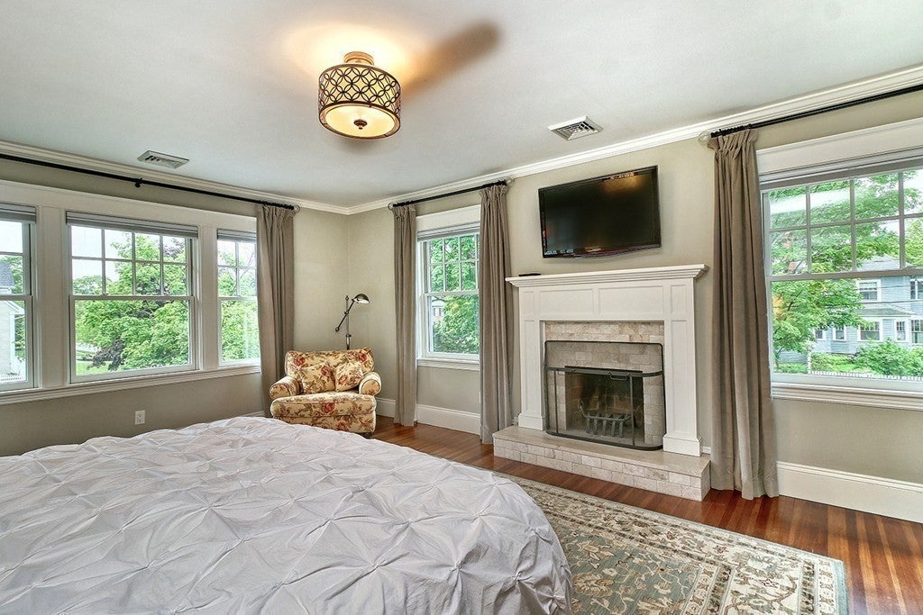 15 Foxcroft Rd, Winchester, MA Photo #14