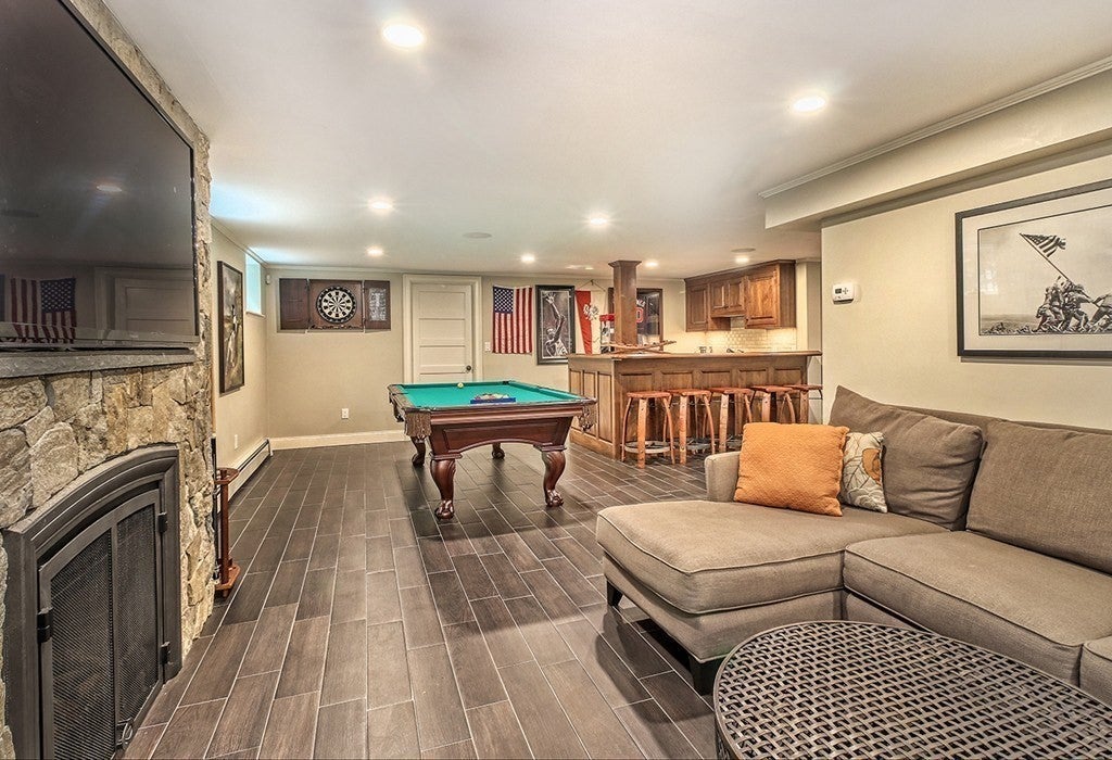 15 Foxcroft Rd, Winchester, MA Photo #33