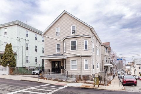 271 Mulberry St Fall River MA 02721