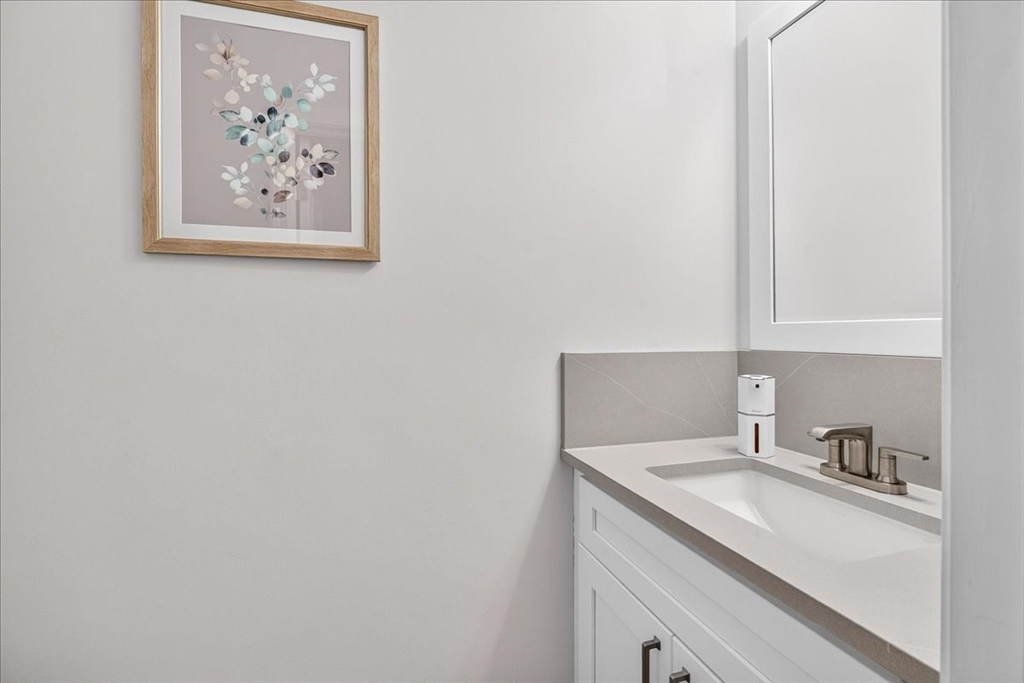 501 Auburn St #107, Whitman, MA, 501 Auburn St #107, Whitman, MA Photo #18