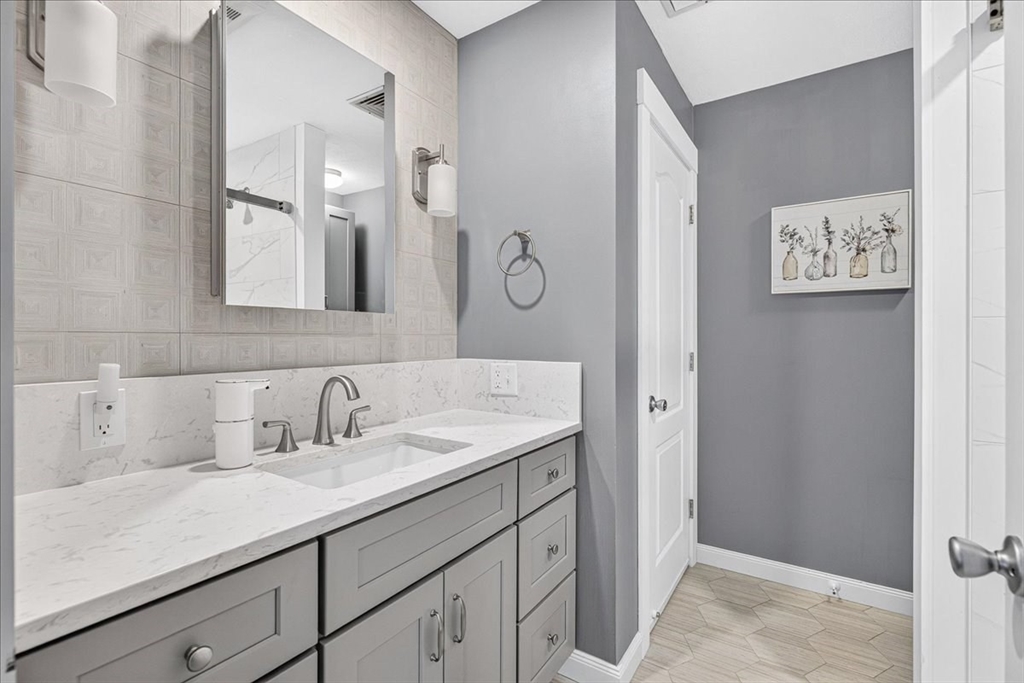 501 Auburn St #107, Whitman, MA, 501 Auburn St #107, Whitman, MA Photo #22