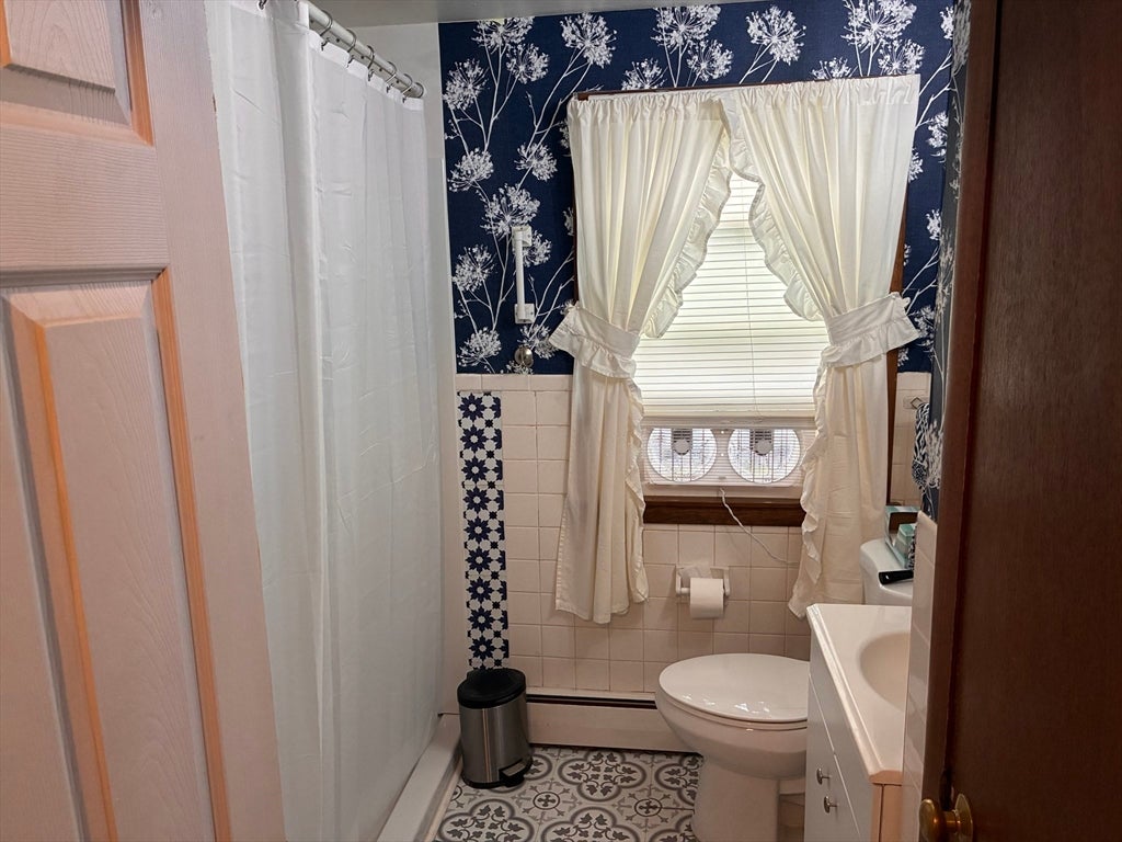 10 Alice St, Montague, MA, 10 Alice St, Montague, MA Photo #14