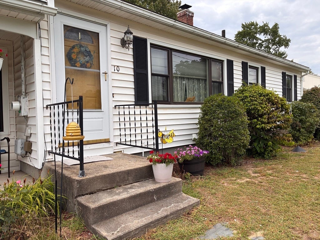 10 Alice St, Montague, MA, 10 Alice St, Montague, MA Photo #5