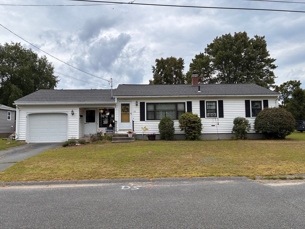 Photo of 10 Alice St, Montague, MA