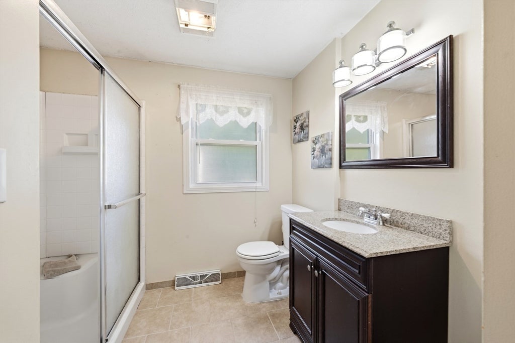 51 Broad Street, Billerica, MA Photo #13