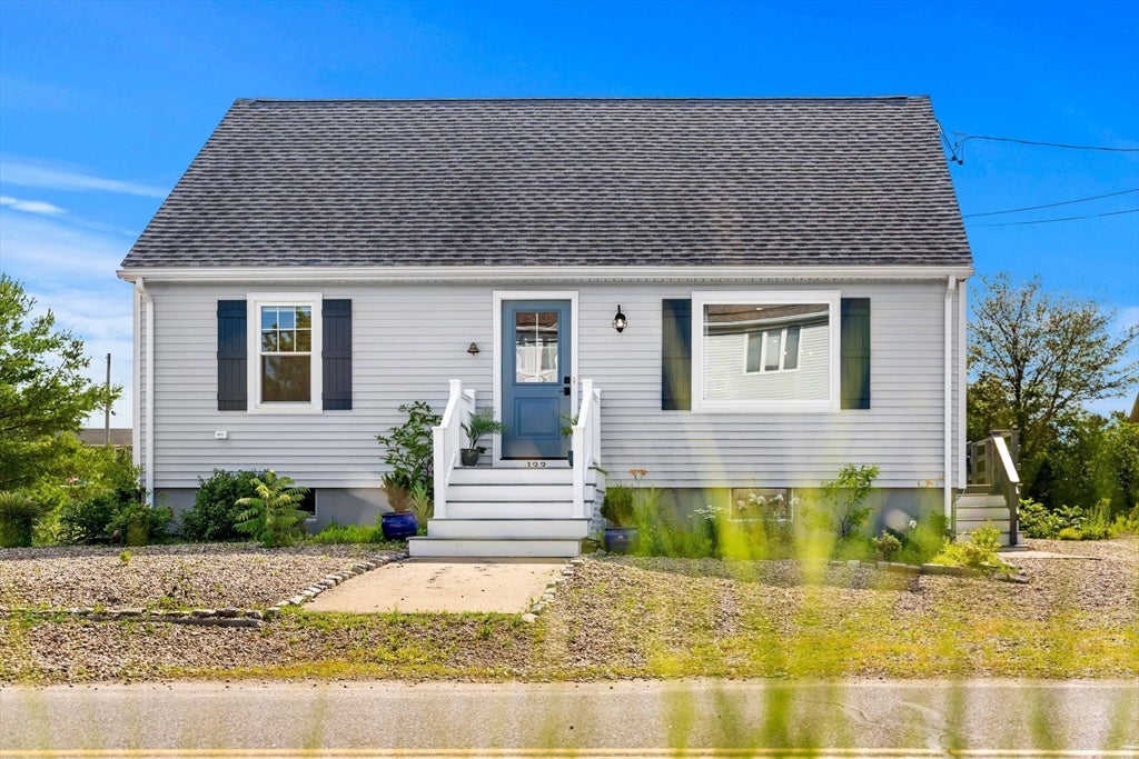 133 Old Point, Newburyport, MA Photo #2