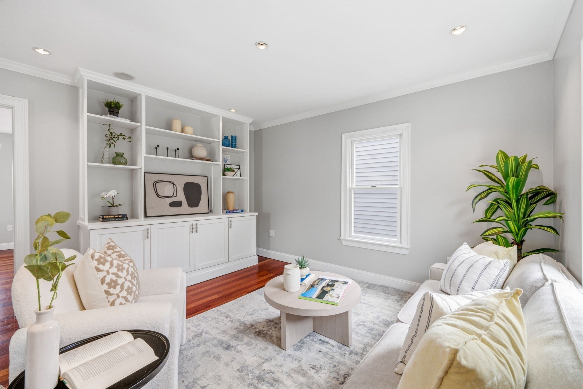 11 Parker St 2