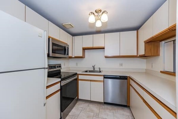 100 Ledgewood Drive 215