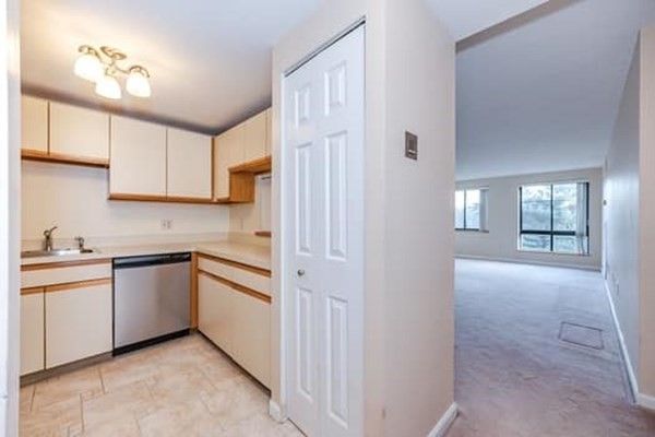 100 Ledgewood Drive 215