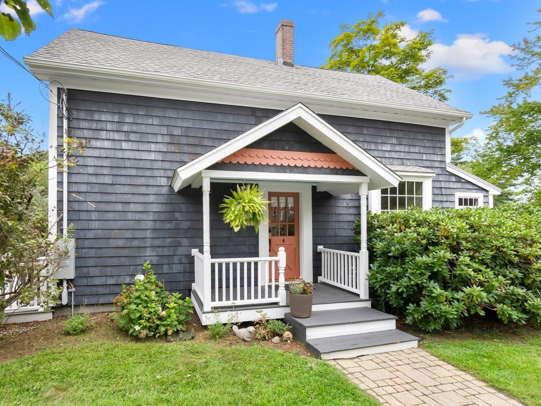52 Bridge St, Hamilton, MA, 52 Bridge St, Hamilton, MA Photo #2