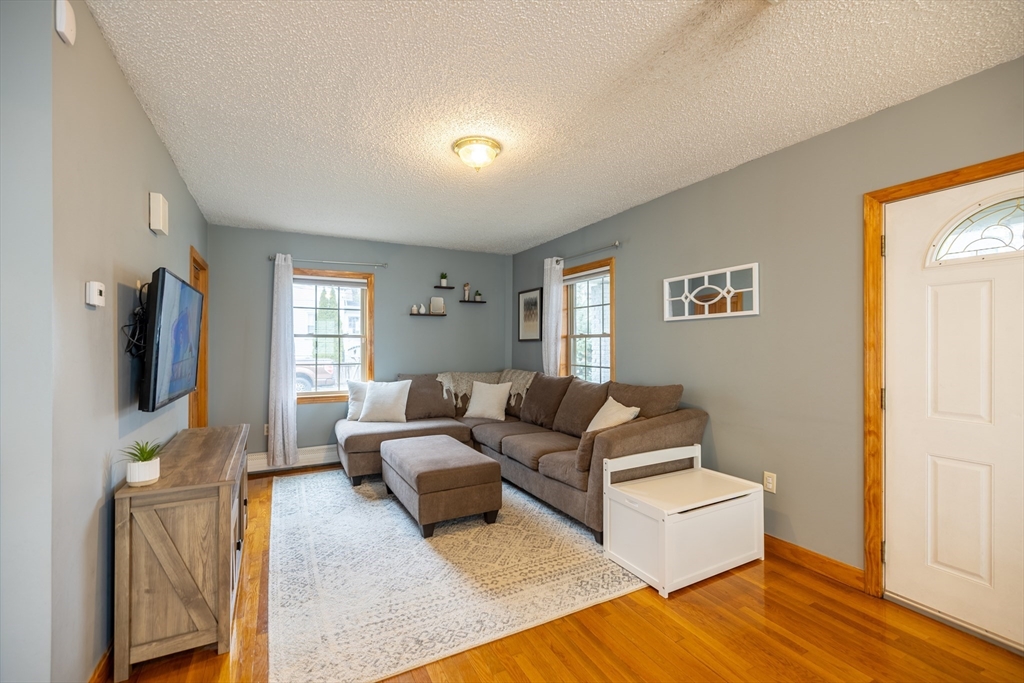 33 Highland Park
