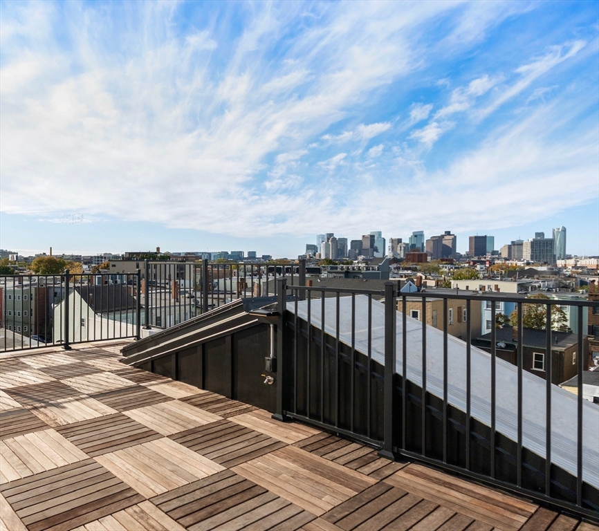 219 Saratoga Street PH-S