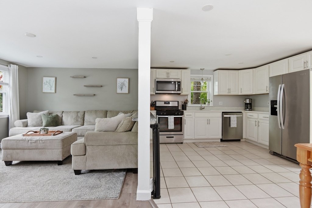 38 Barker Rd