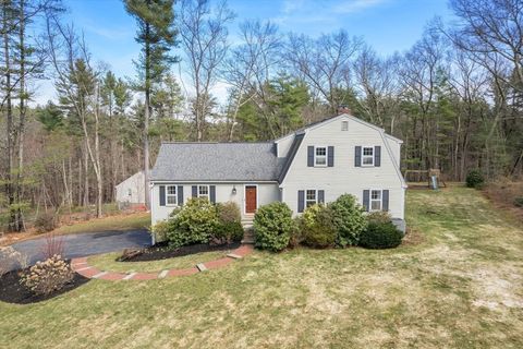 Photo of 30 Oak Hill Rd, Sudbury, MA 01776 (MLS # 73497479)