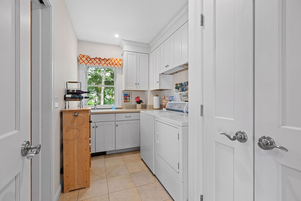 262 Sheep Pond Dr