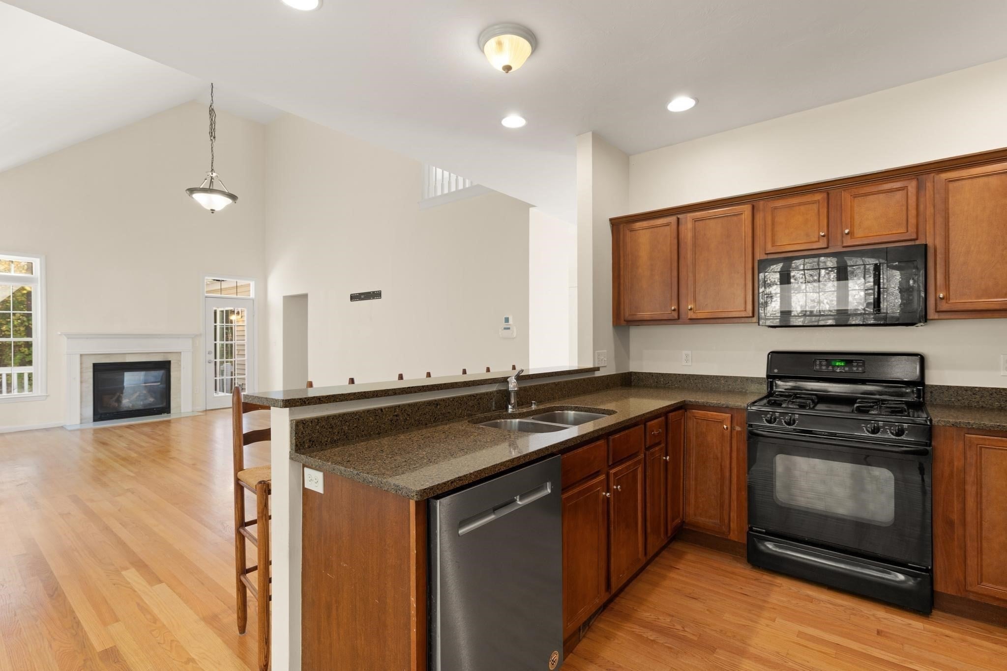 35 Daisy Ln #35, Raynham, MA, 35 Daisy Ln #35, Raynham, MA Photo #7