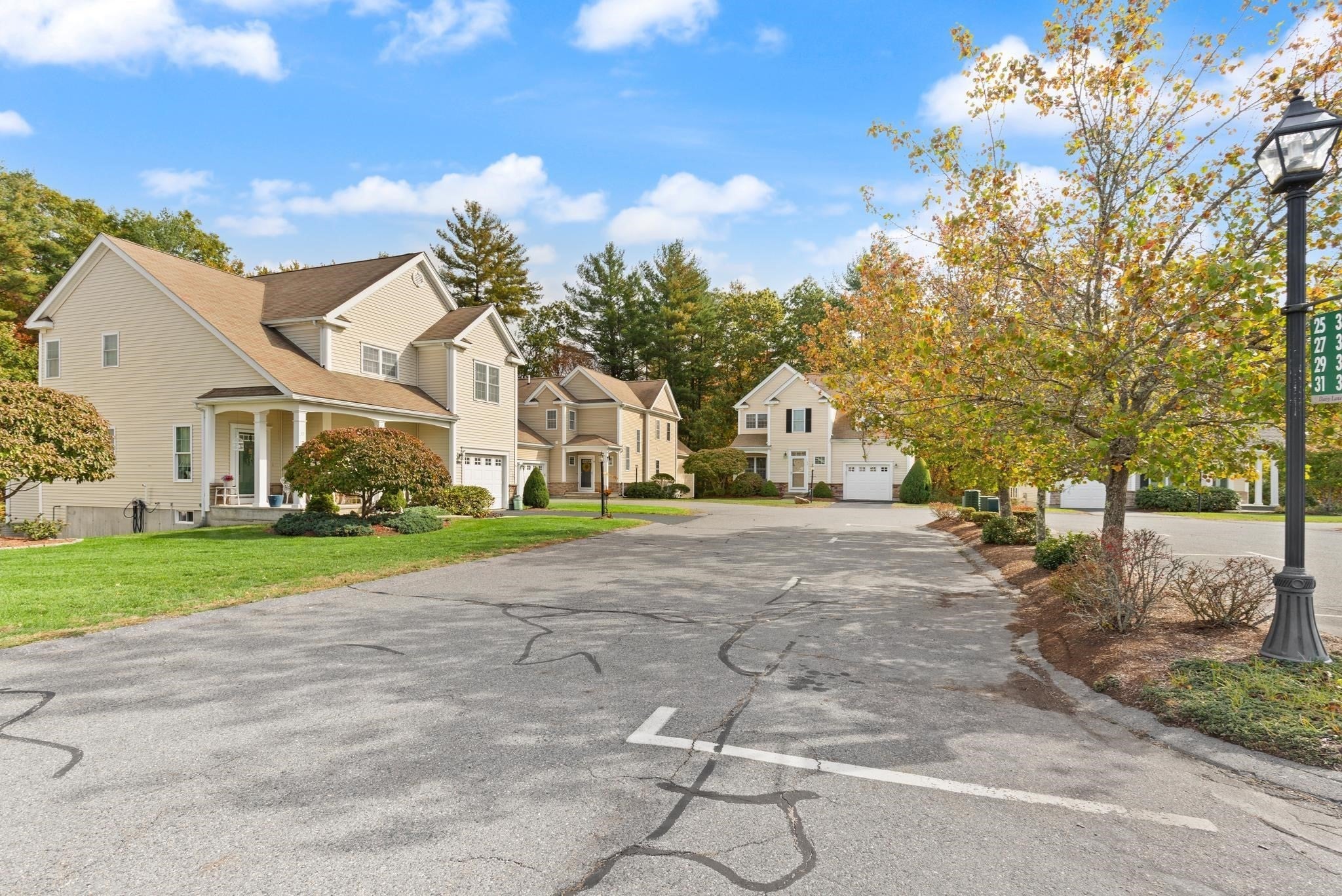 35 Daisy Ln 35