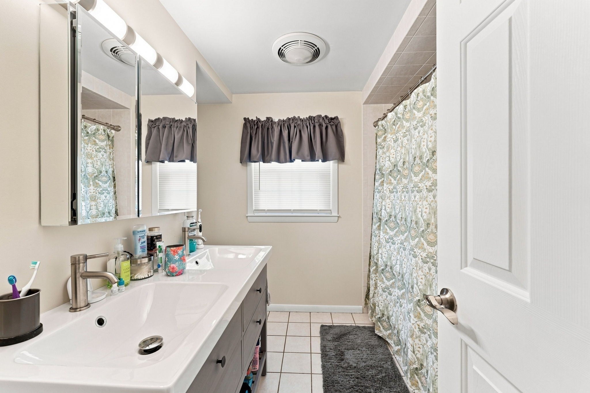 95 Thomas Leighton Blvd, Cumberland, RI, 95 Thomas Leighton Blvd, Cumberland, RI Photo #17