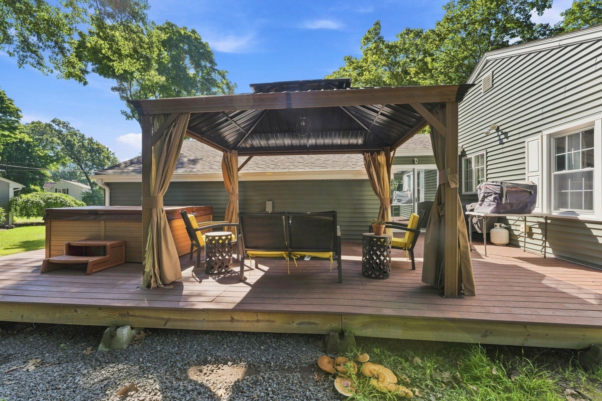 95 Thomas Leighton Blvd, Cumberland, RI, 95 Thomas Leighton Blvd, Cumberland, RI Photo #21