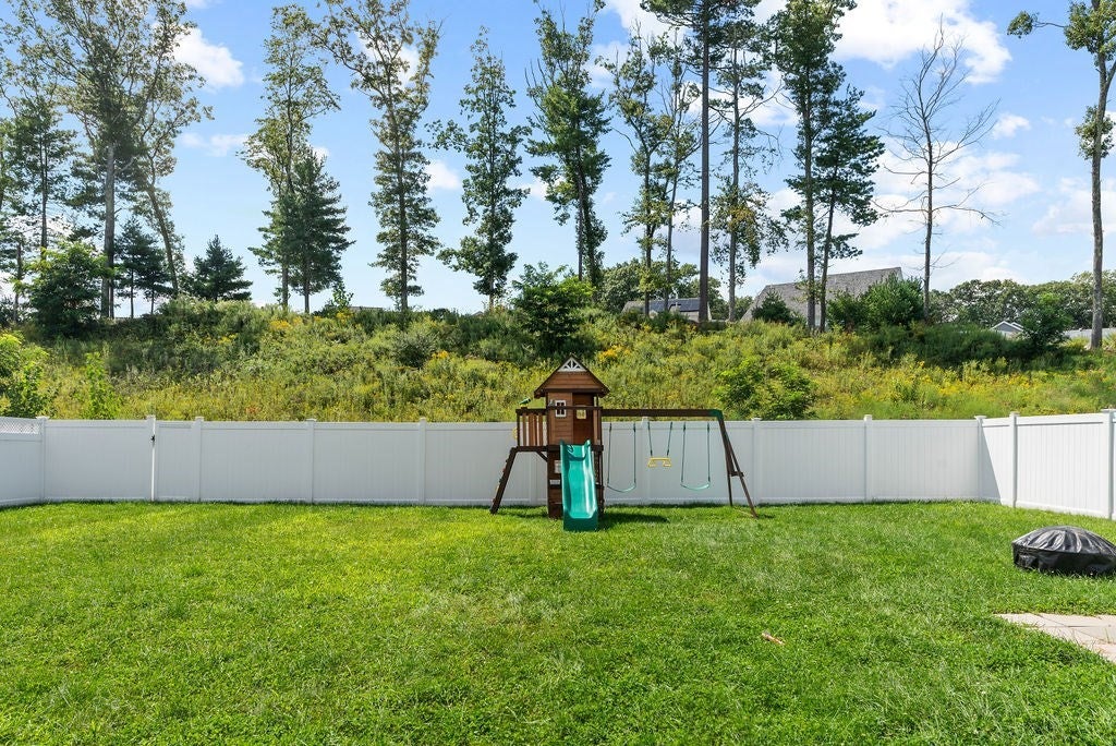 29 Tea Party Dr #29, Uxbridge, MA, 29 Tea Party Dr #29, Uxbridge, MA Photo #7