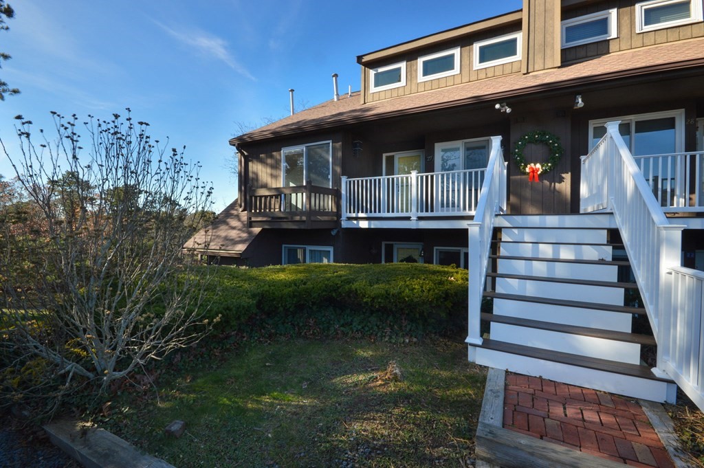 Bourne, Massachusetts 02532, United States, 2 Bedrooms Bedrooms, ,2 BathroomsBathrooms,Residential,Active,227899