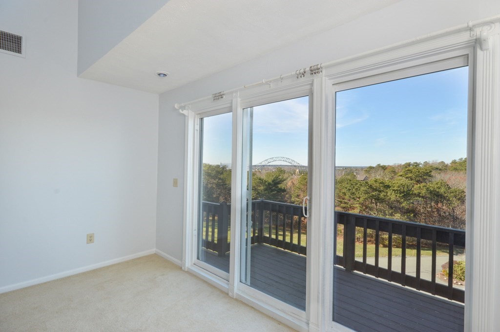 Bourne, Massachusetts 02532, United States, 2 Bedrooms Bedrooms, ,2 BathroomsBathrooms,Residential,Active,227899