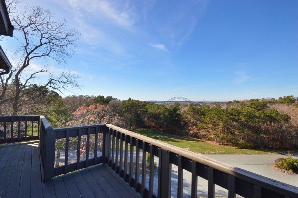 Bourne, Massachusetts 02532, United States, 2 Bedrooms Bedrooms, ,2 BathroomsBathrooms,Residential,Active,227899