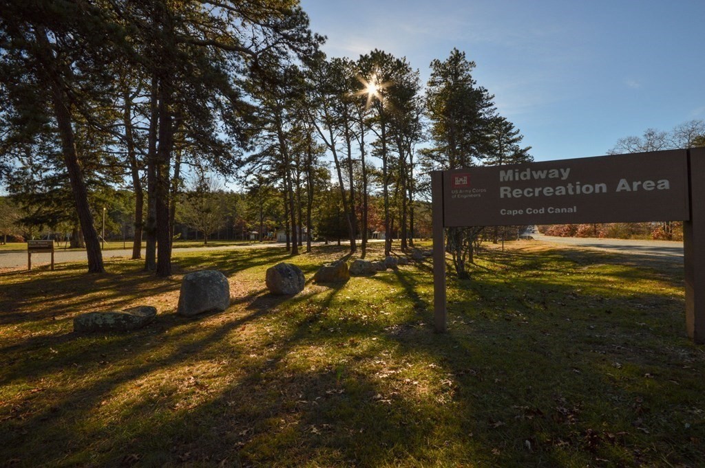 Bourne, Massachusetts 02532, United States, 2 Bedrooms Bedrooms, ,2 BathroomsBathrooms,Residential,Active,227899