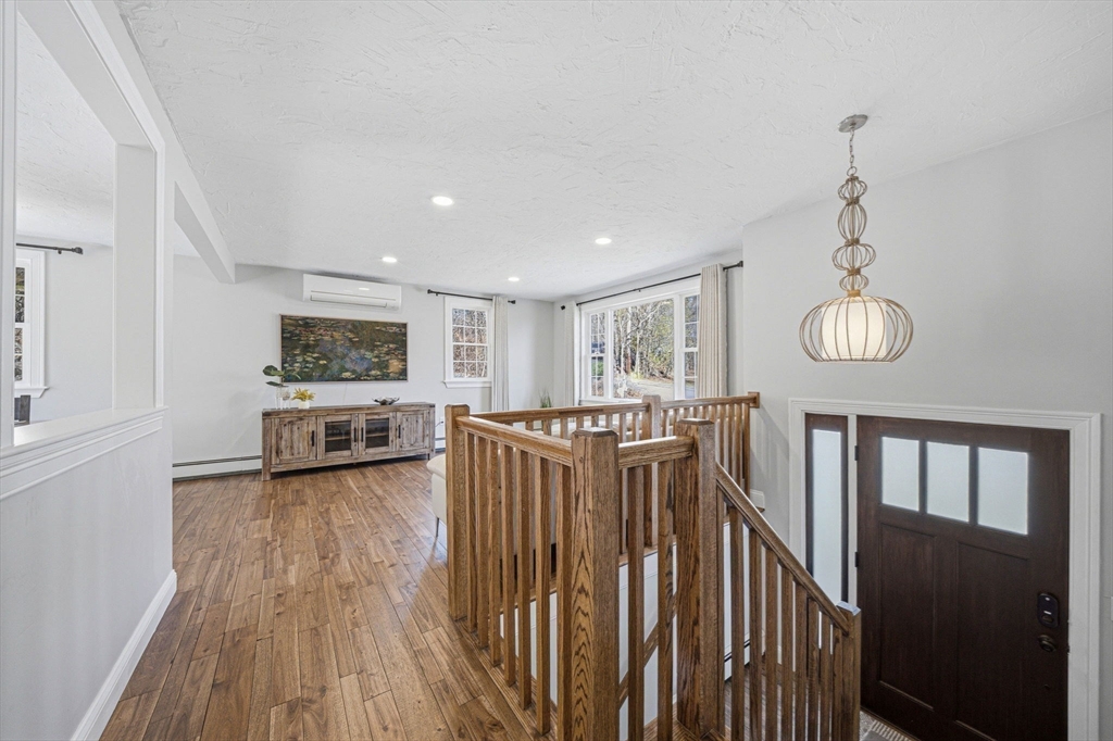 39 Blueberry Hill Rd