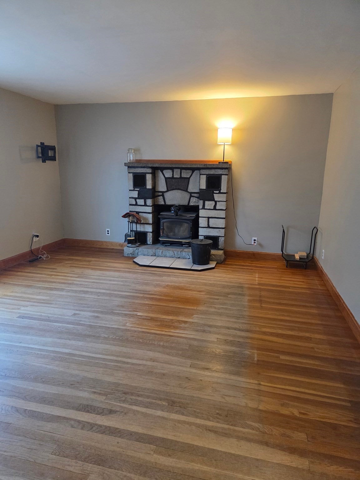 403 Millville Rd, Uxbridge, MA Photo #12