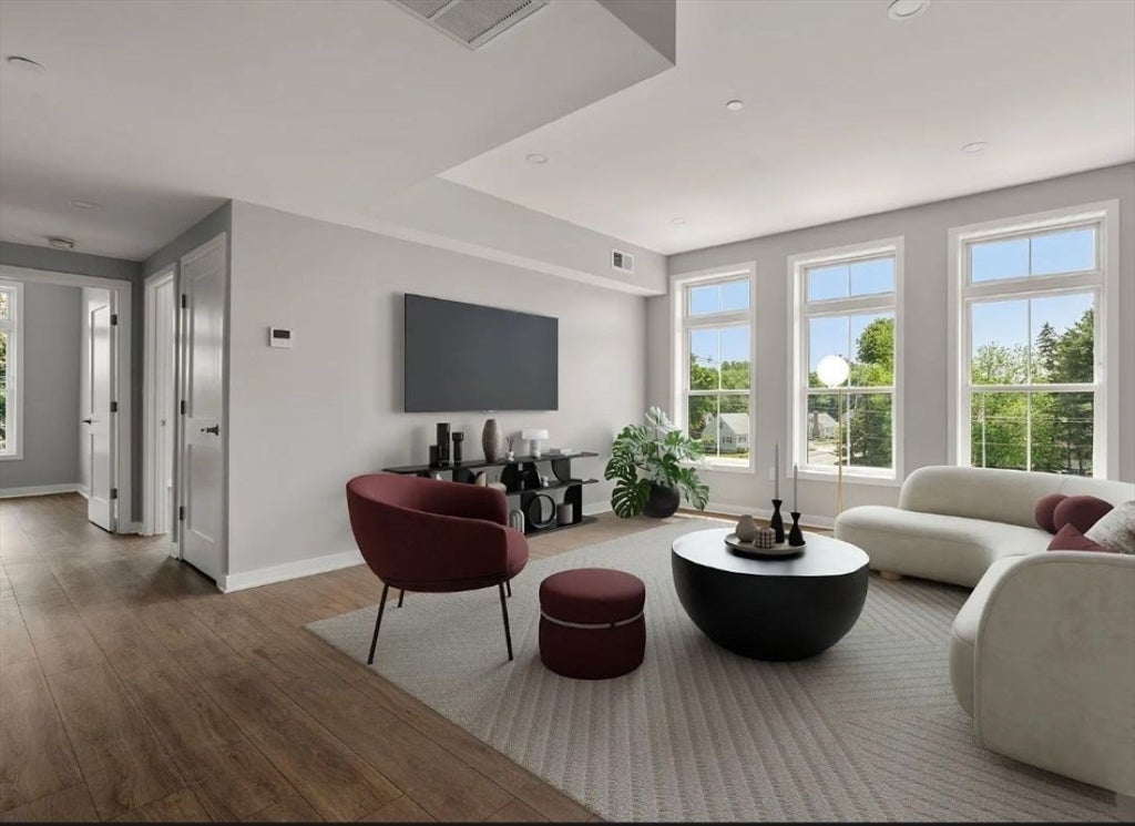 596 North Avenue #207, Wakefield, MA, 596 North Avenue #207, Wakefield, MA Photo #4