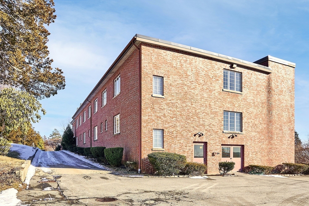 Rowley, Massachusetts 01969, United States, ,Commercial,Active,11490