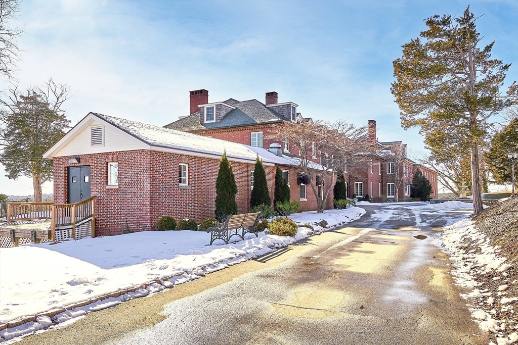 Rowley, Massachusetts 01969, United States, ,Commercial,Active,11490