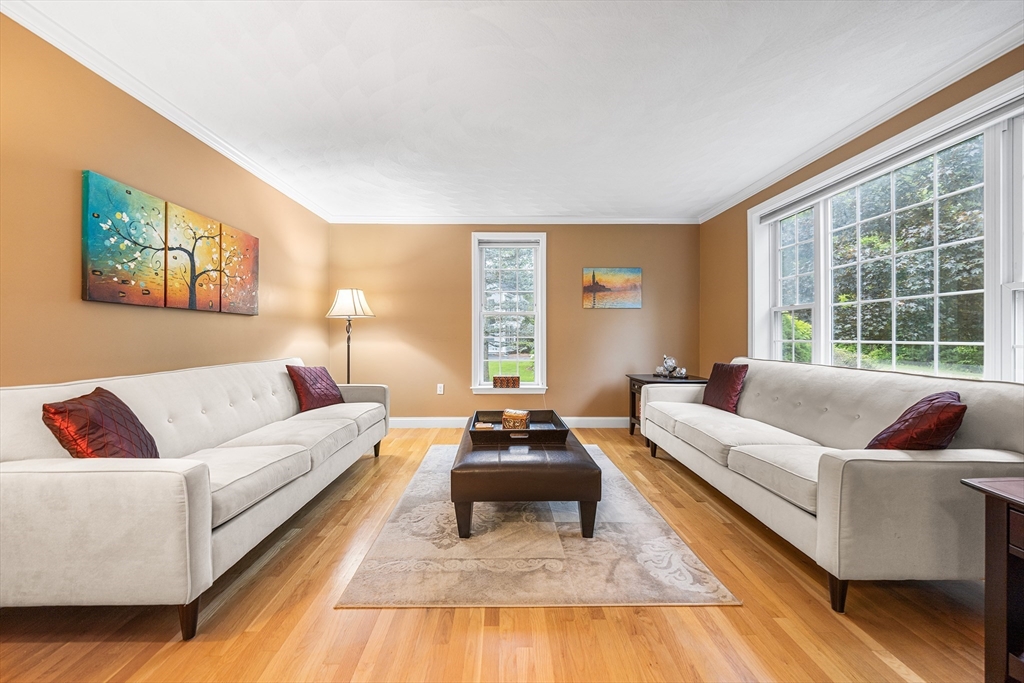 21 Butterfield Ln