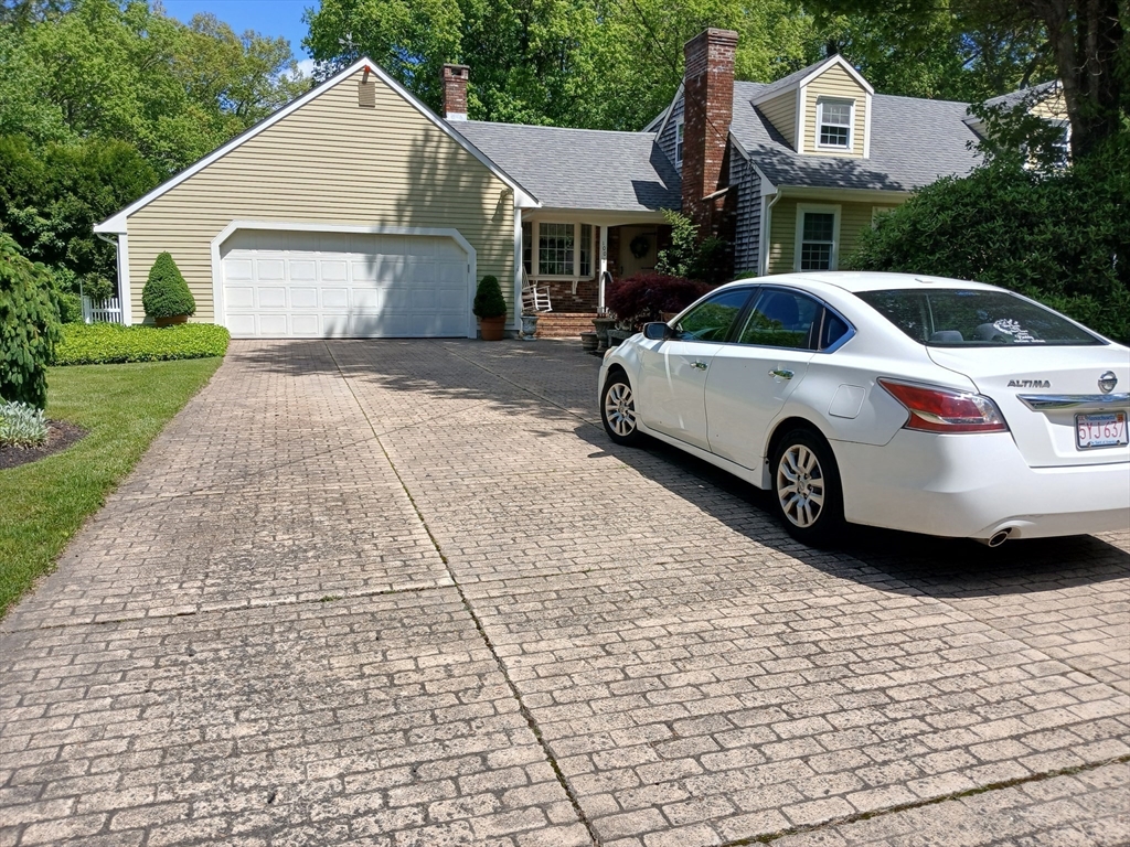 100 D Drive