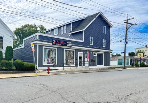 Photo of 90 Essex St, Lynn, MA 01902 (MLS # 73567600)