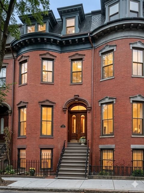 Photo of 48 Dwight St #5, Boston, MA 02118 (MLS # 73507667)