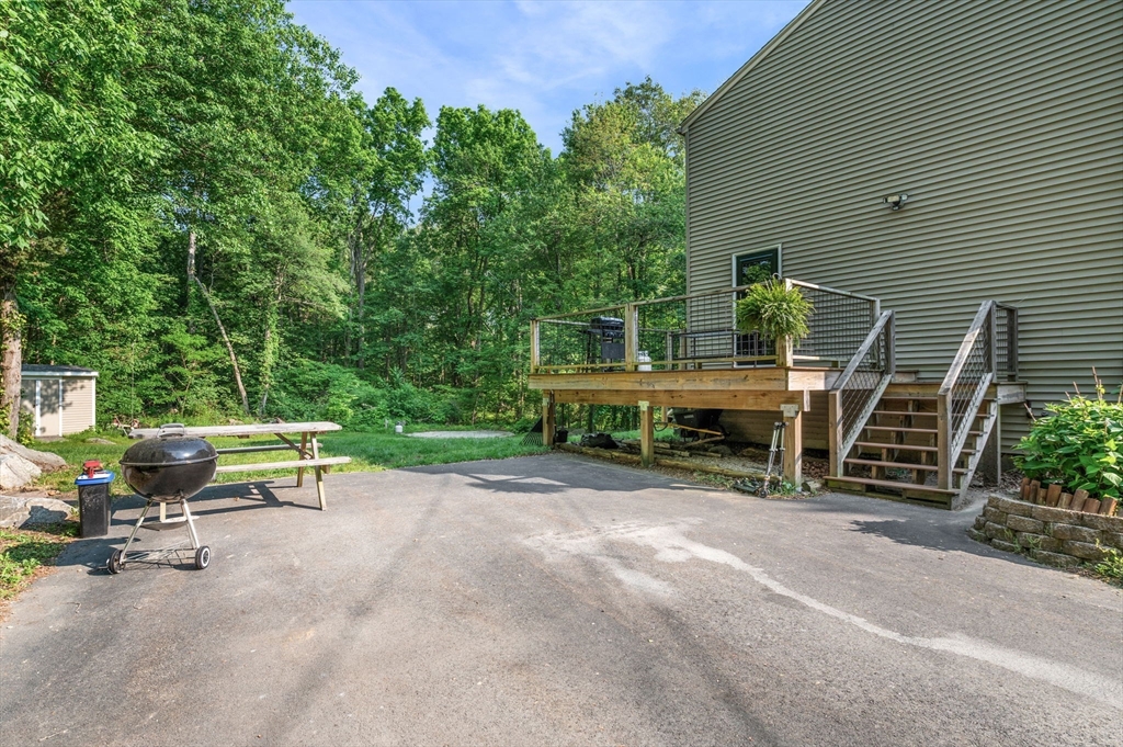 14 Wayside Ave
