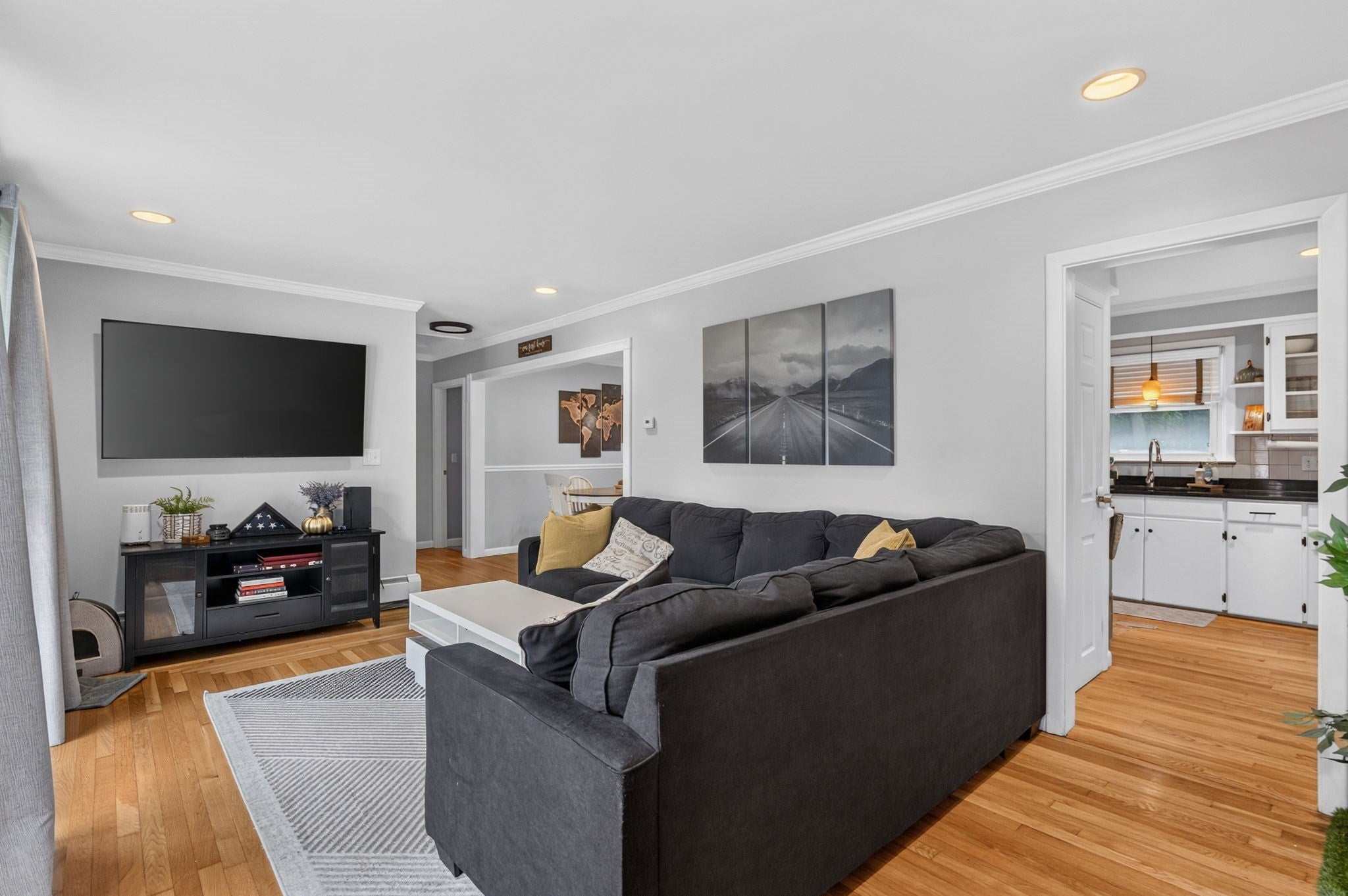 51 Cherry Hill Dr, Seekonk, MA Photo #4