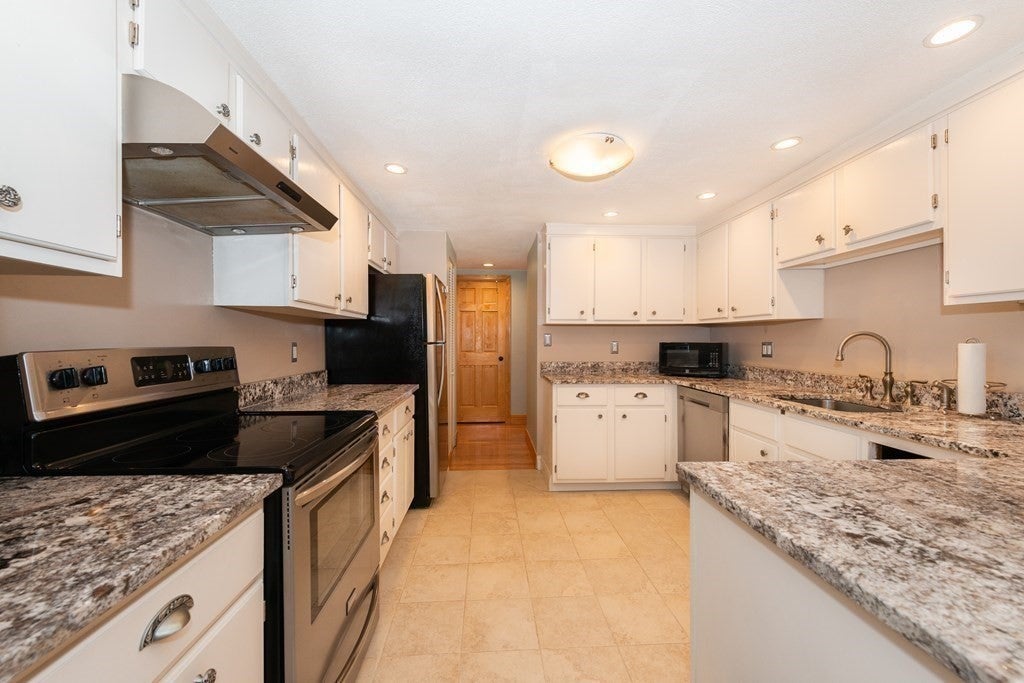 1100 Salem St #16, Lynnfield, MA Photo #5