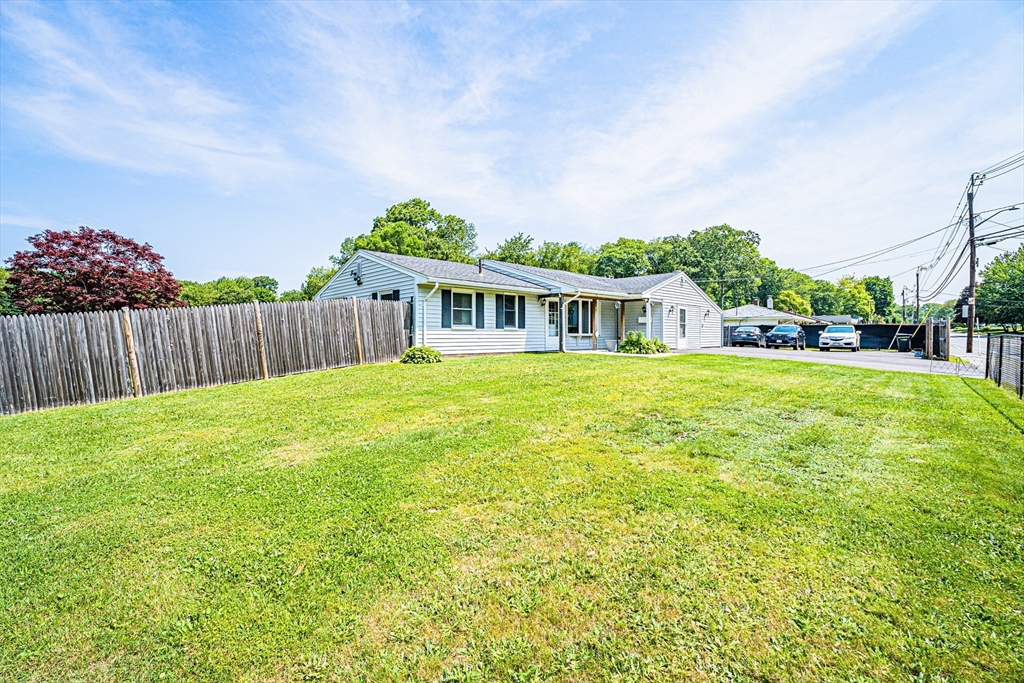 214 Hovenden Ave