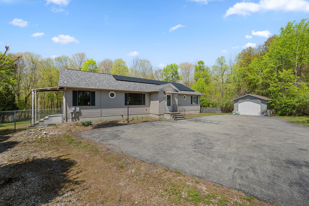 1 Woodmere Rd