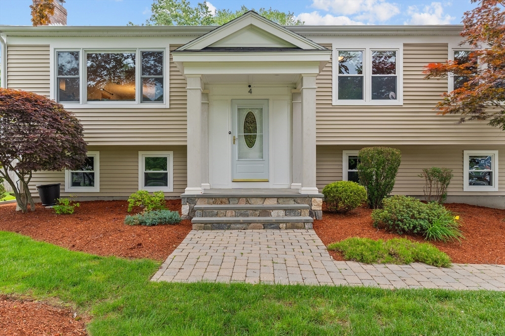 4 Richard Circle