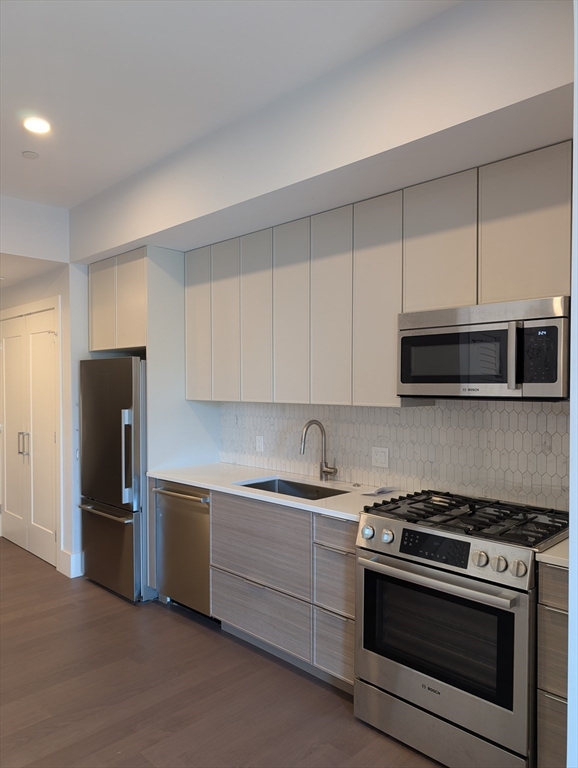 3193 Washington St #PH6, Boston, MA Photo #1