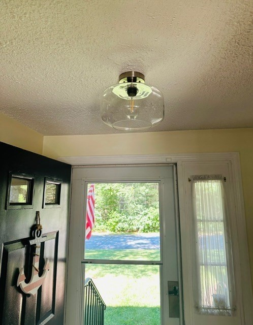 27 Megansett Dr 27