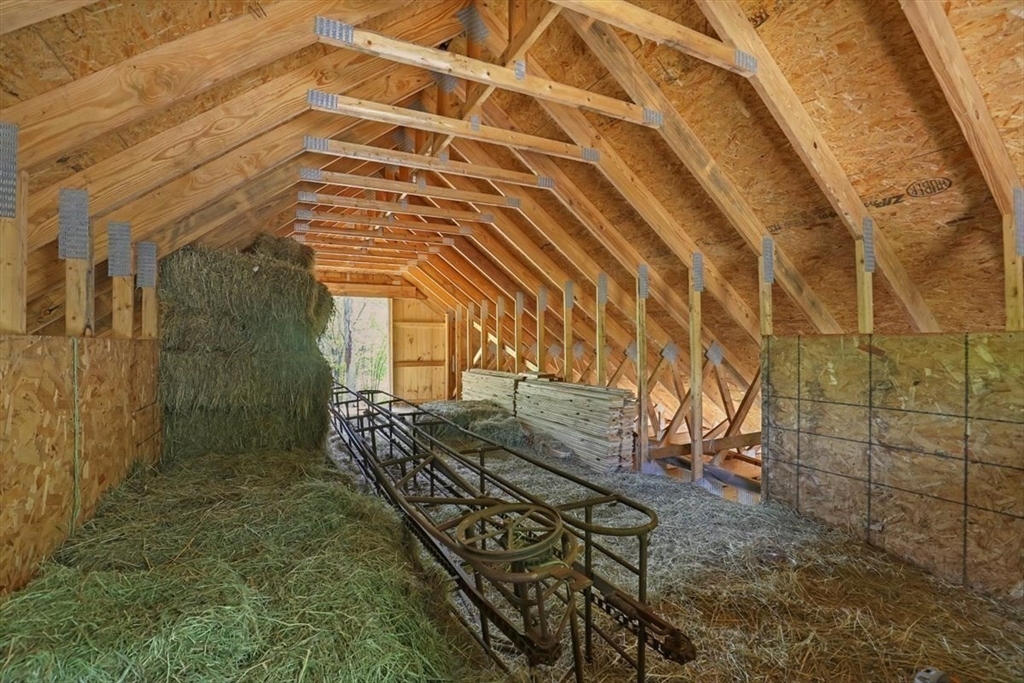 41 Woronoco Rd, Blandford, MA Photo #38