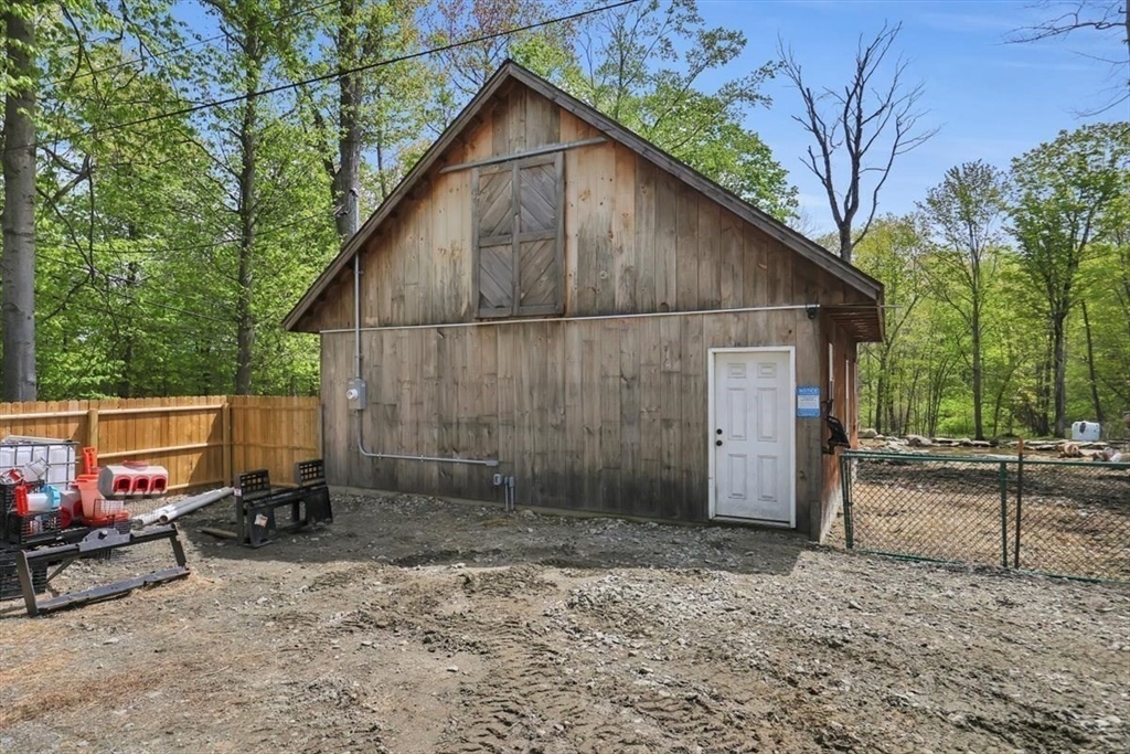 41 Woronoco Rd, Blandford, MA Photo #36