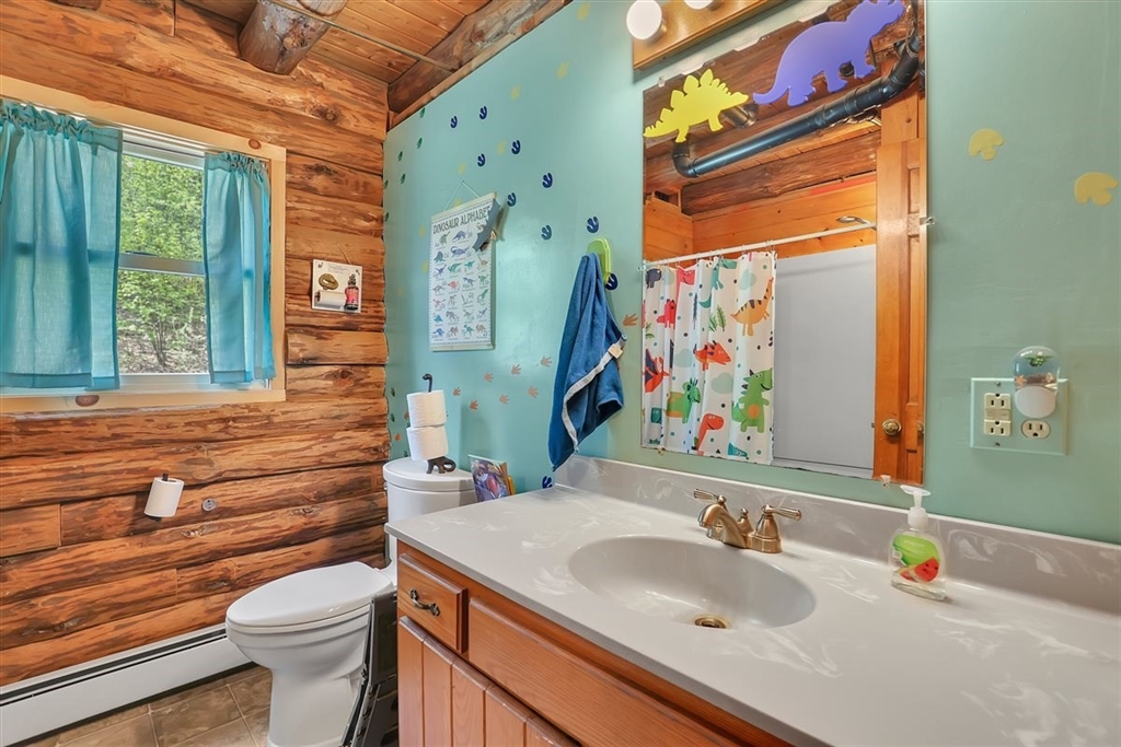 41 Woronoco Rd, Blandford, MA Photo #8