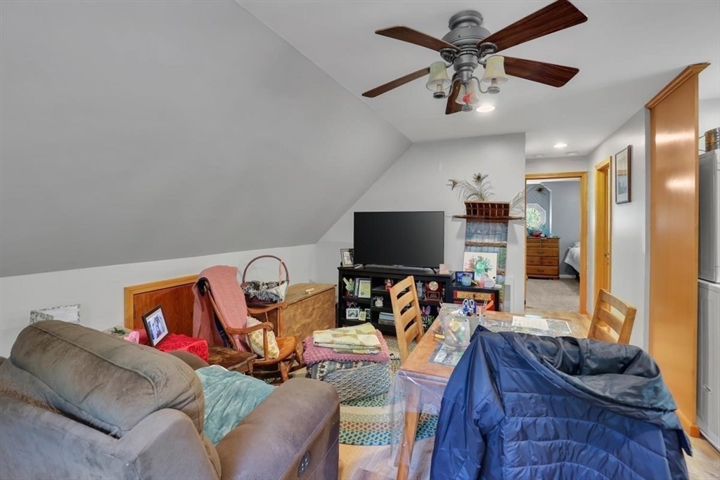 41 Woronoco Rd, Blandford, MA Photo #27