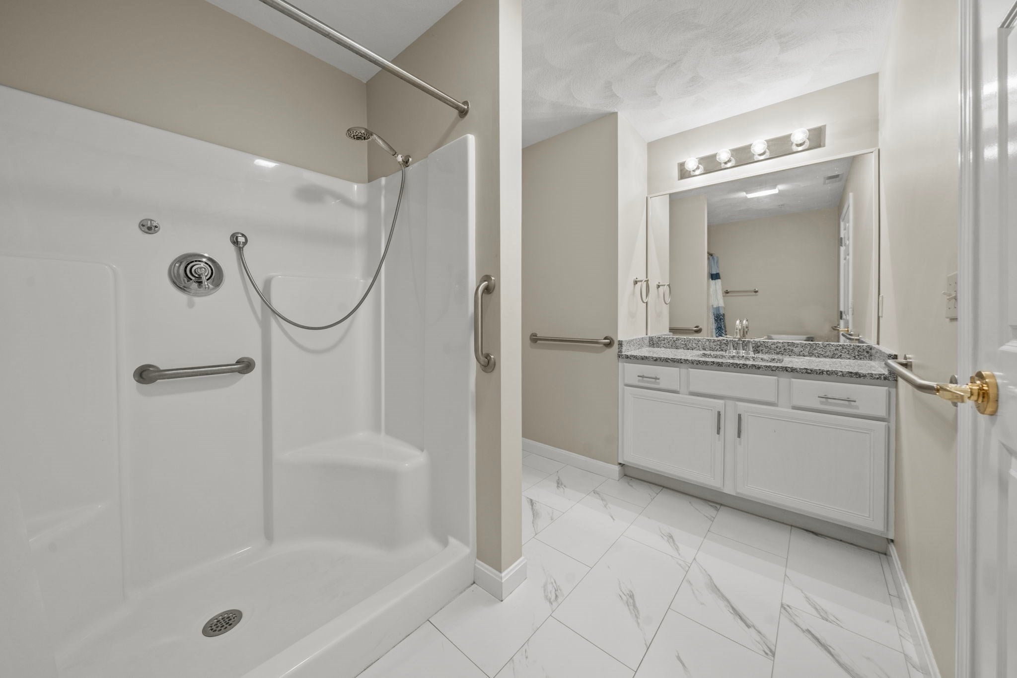 396 Boston Road #406, Billerica, MA Photo #19
